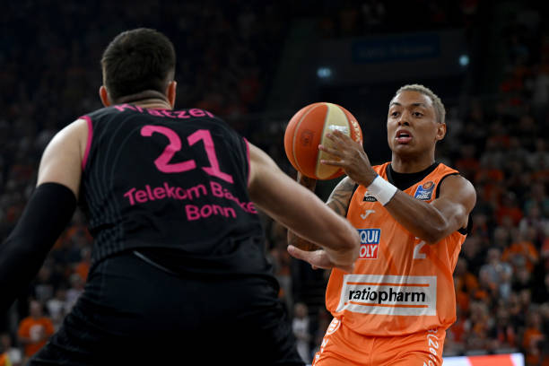 根据球队现 根据球队现