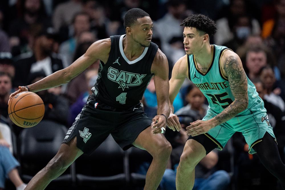 单场角球造三球！内马尔“满血复活”，仍想重返巴萨