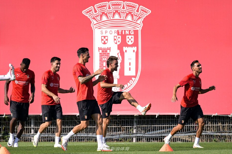 受巨大压力 受巨大压力